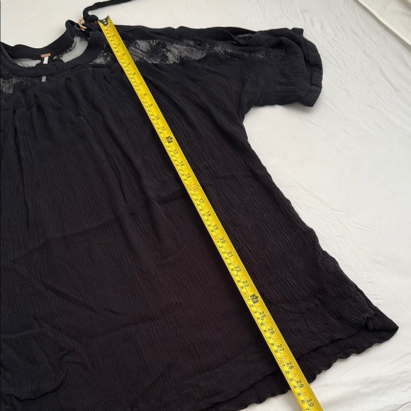 Free People Beachy and Peachy black cold shoulder tunic or cover up - Picture 5 of 14